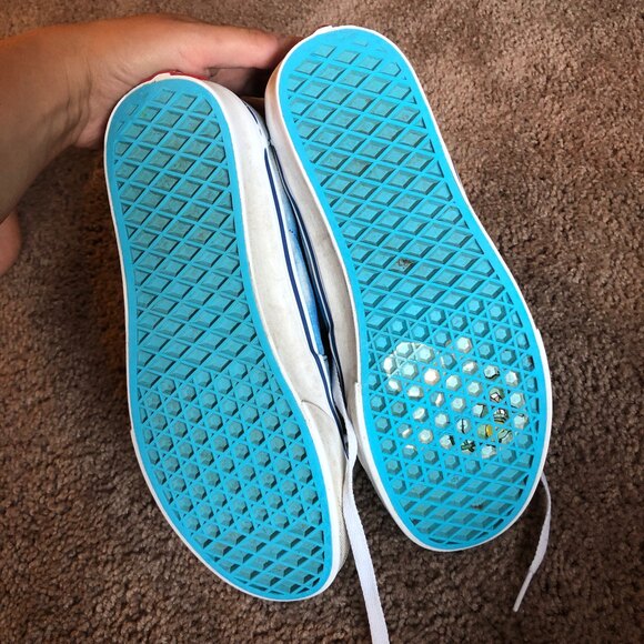 Vans X SpongeBob Sk8-Hi Imagination Sneakers Limited-Edition shoe - Picture 11 of 12